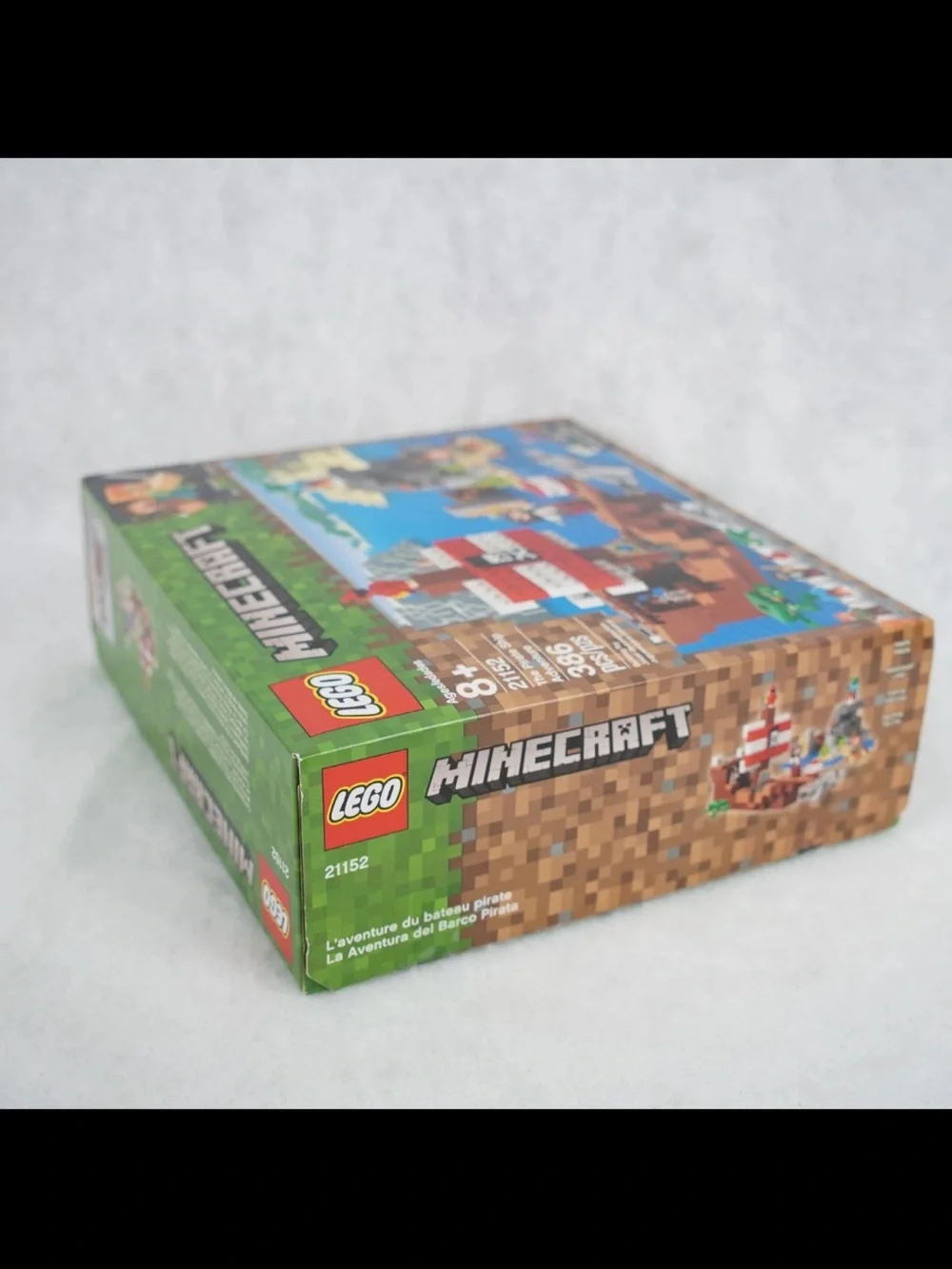 LEGO Minecraft Set #21152 The Pirate Ship Adventure 386 pcs Retired Brand New